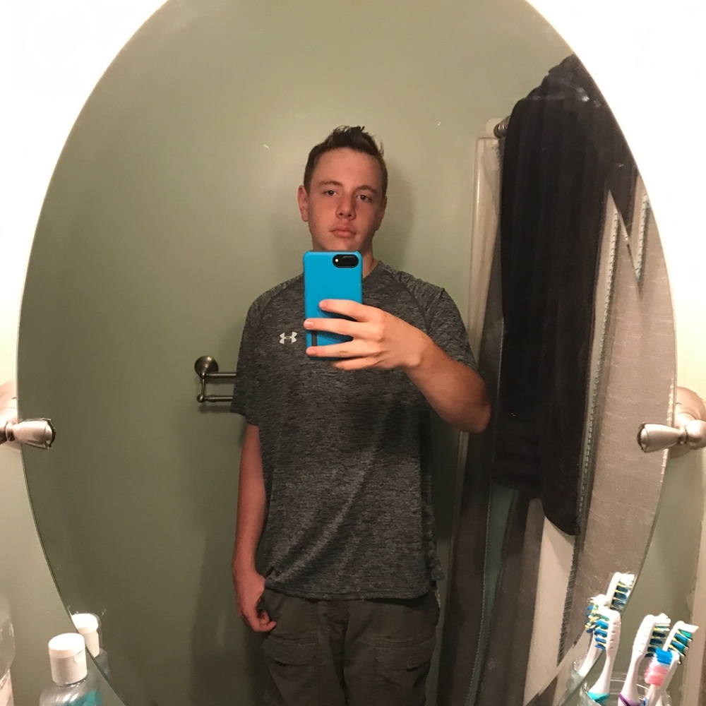 Meet your Posher, Evan